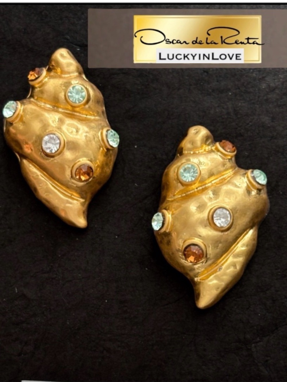 OSCAR DE LA RENTA โข Seashell Post Drop earrings in Neutrals - Picture 9 of 9